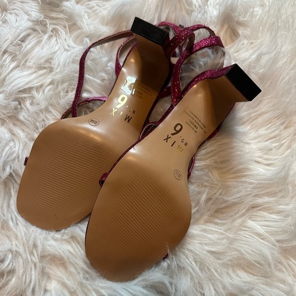 Mix No. 6 Fuchsia Aliciana Glitter Pump size 8 - Picture 5 of 7